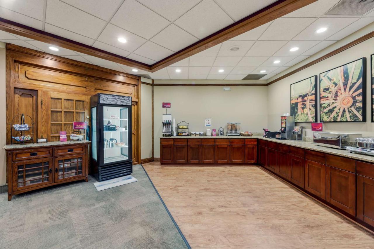Hotel Western & Conference Center 4*