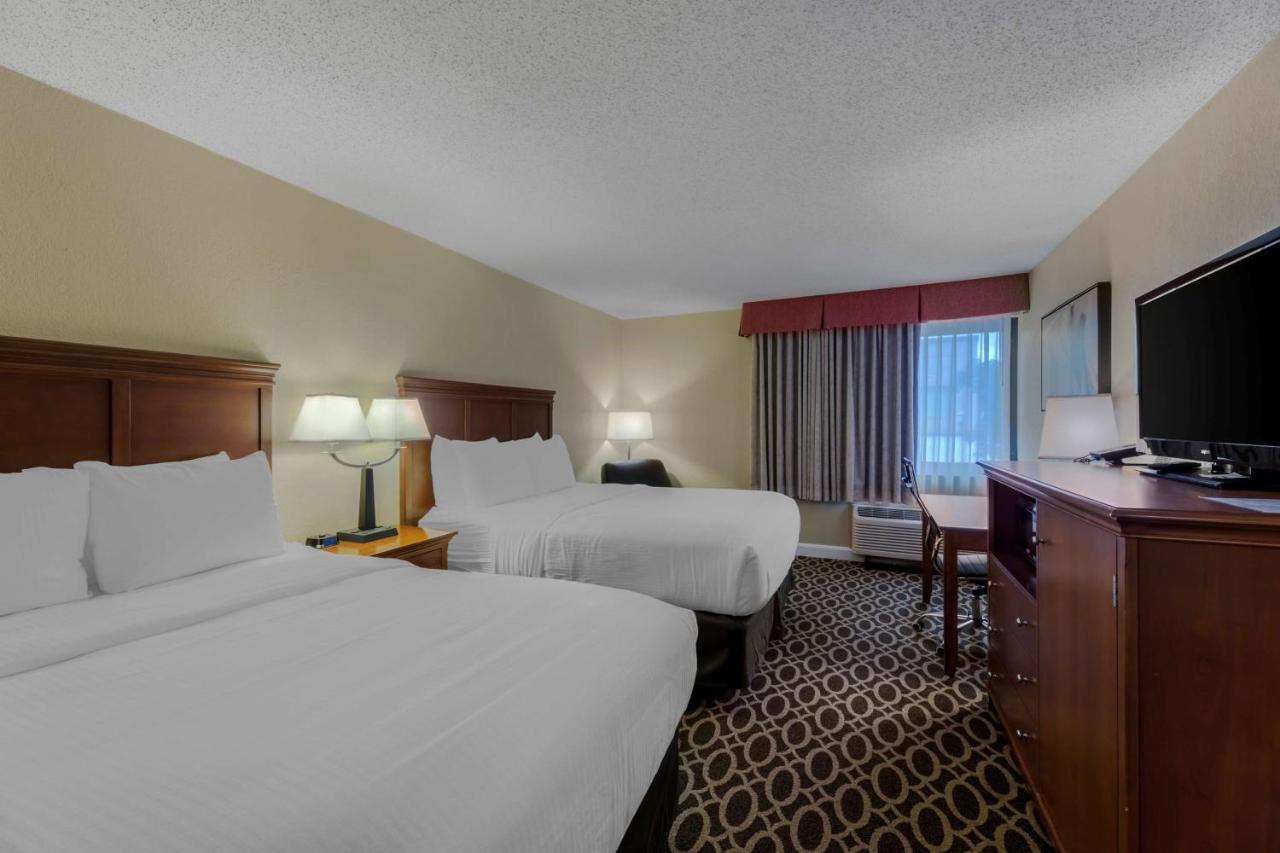 Western & Conference Center 4* Wooster