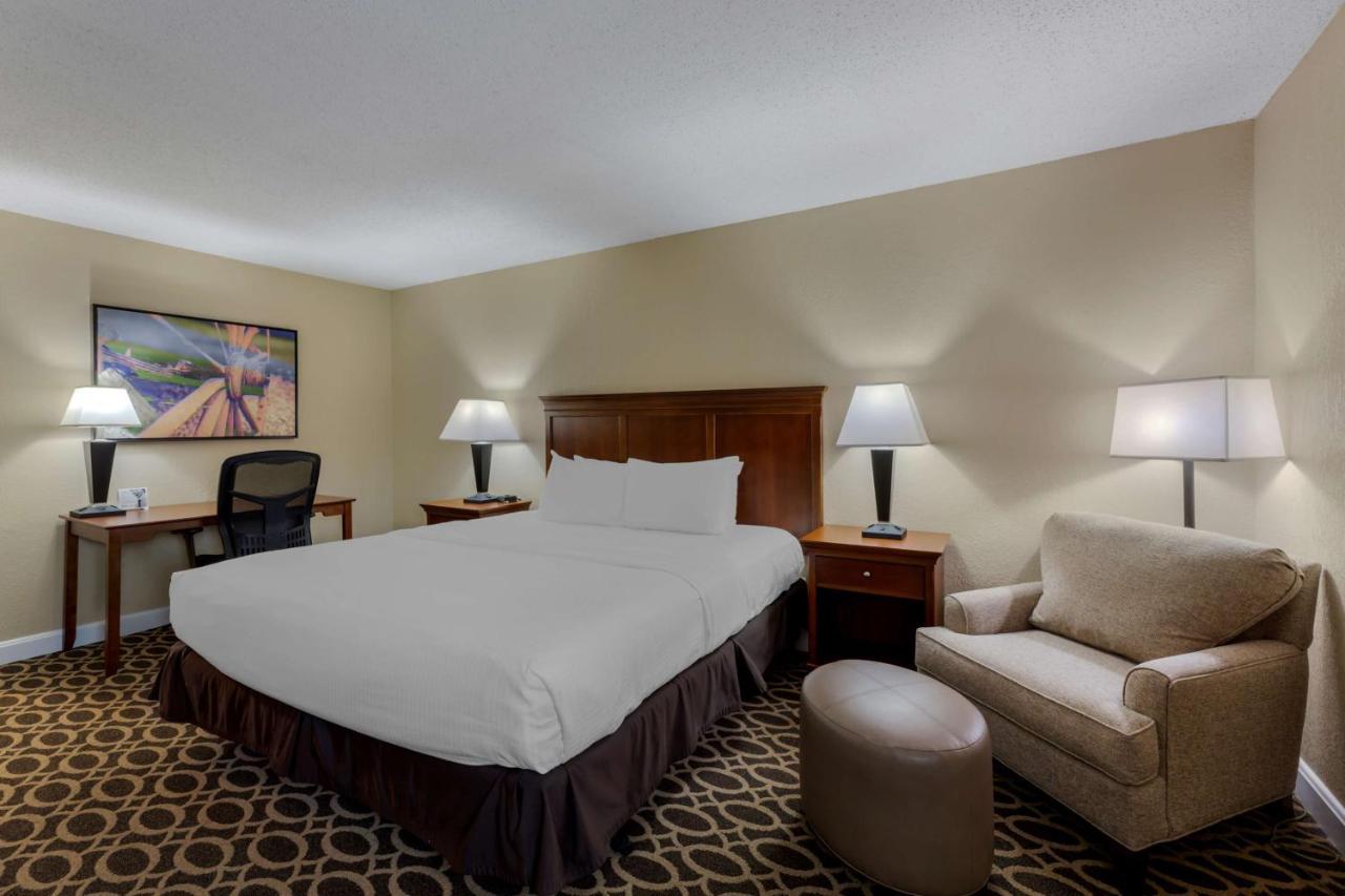 Hotel Western & Conference Center Wooster