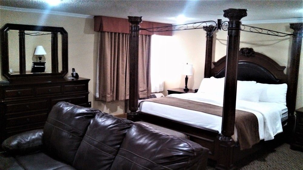Hotel Western & Conference Center Wooster
